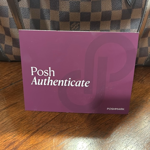 Louis Vuitton Damier Hampstead MM shoulder tote bag - Picture 16 of 17